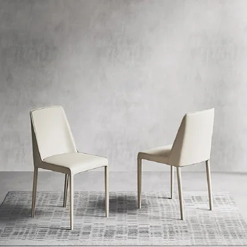 Луксозно минималистское седло от естествена кожа, домашен дизайнер, ресторанная облегалка, модерен минималистичен стол за хранене Изображение