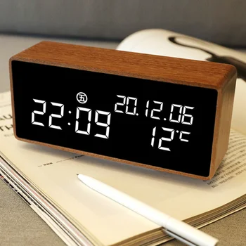 Многофункционален светодиод alarm clock, Умен безжичен Bluetooth високоговорител, Нощни Светещи електронни настолни часовници в ретро стил от масивно дърво Изображение